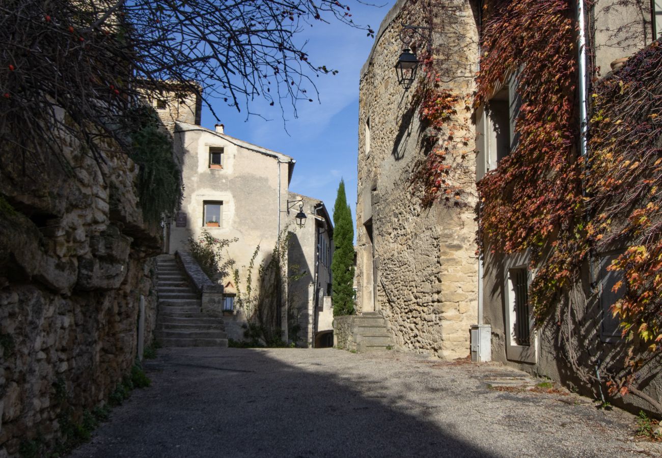 Rijhuis in Grignan - Châteaux-Lavandes, een huis in het hart van Grignan