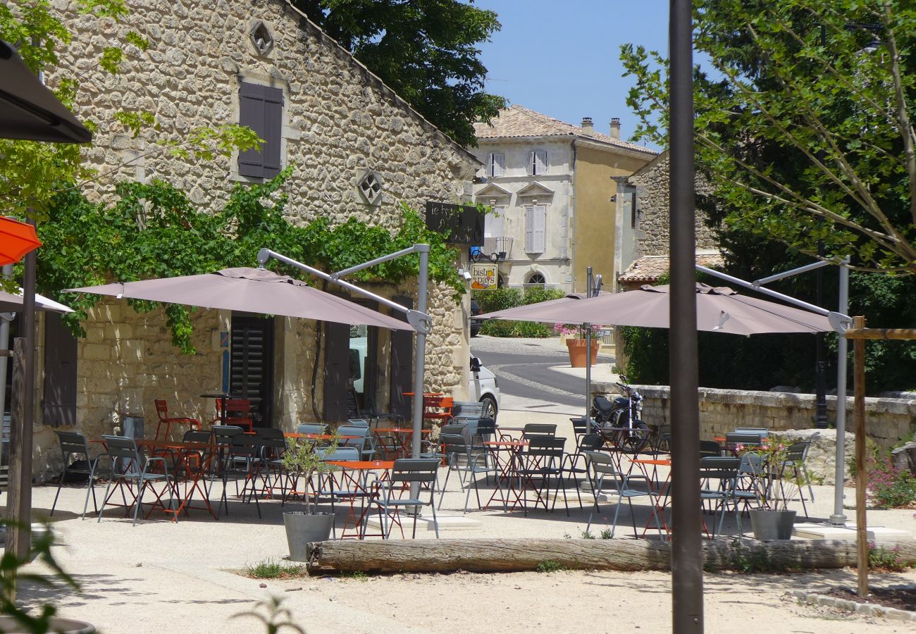 House in Saint-Restitut - Catherine's House, heated pool