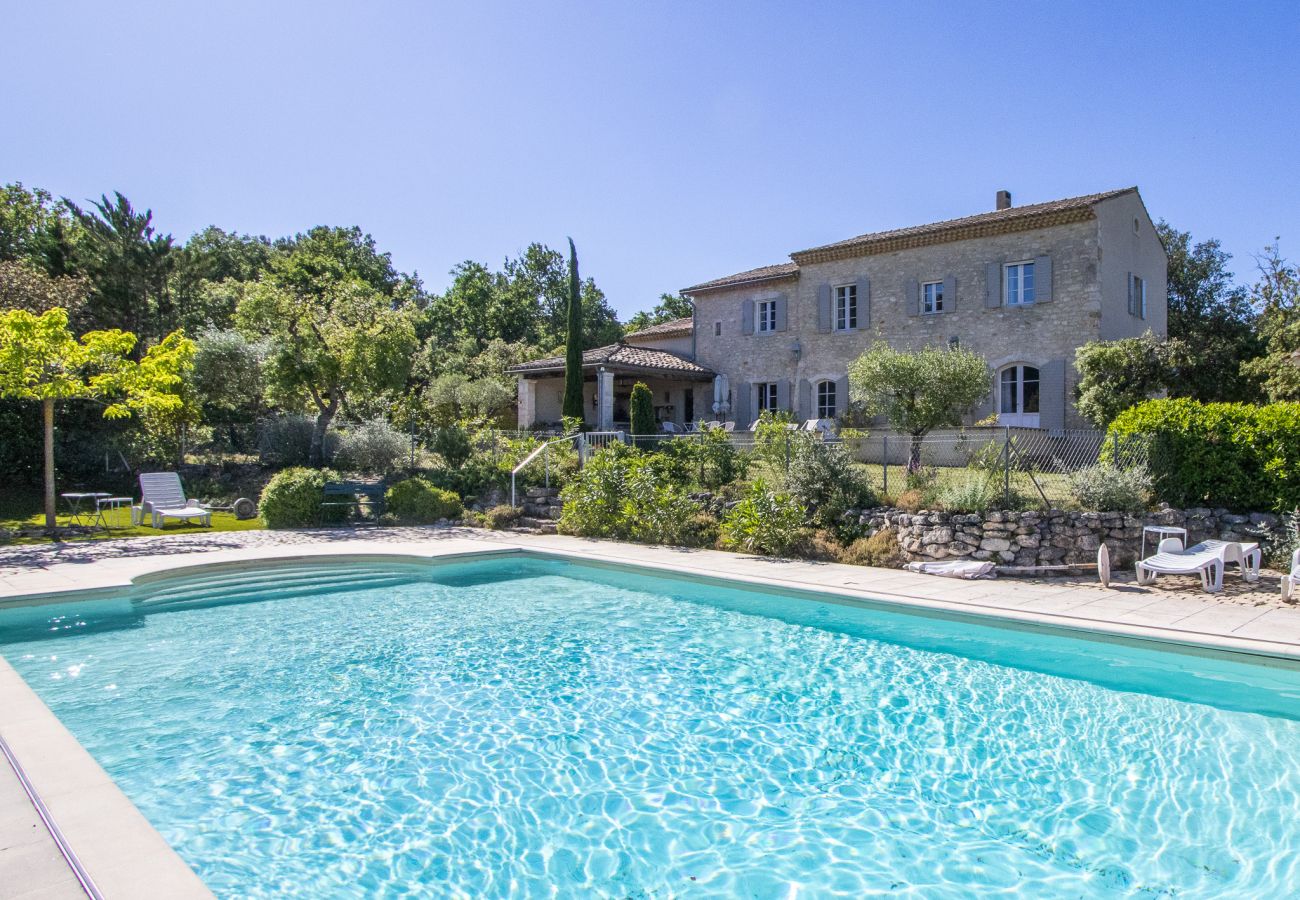 House in Saint-Restitut - Stone Provencal farmhouse with panoramic view & swimming pool- Saint-Restitut