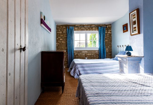 House in Clansayes -  Côté Sud, charming stone gîte with private swimming pool, Drôme House in Clansayes -  Côté Sud, charming stone gîte with private swimming pool, Drôme