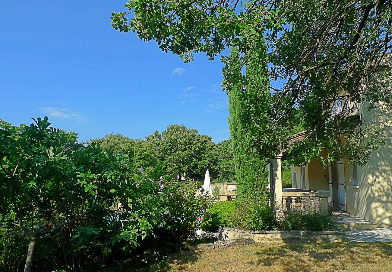 Villa in Clansayes - La Villa des Amoureux, charm in Drôme Provençale, with secured swimming pool