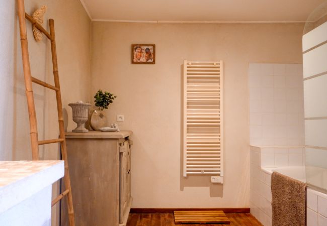 House in Suze-la-Rousse - Village house with private pool and air conditioning, Suze-la-Rousse – Drôme Provençale House in Suze-la-Rousse - Village house with private pool and air conditioning, Suze-la-Rousse – Drôme Provençale