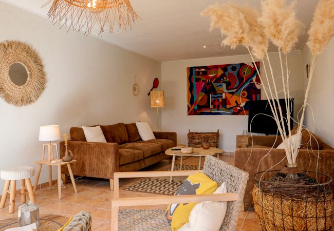 House in Suze-la-Rousse - Village house with private pool and air conditioning, Suze-la-Rousse – Drôme Provençale House in Suze-la-Rousse - Village house with private pool and air conditioning, Suze-la-Rousse – Drôme Provençale