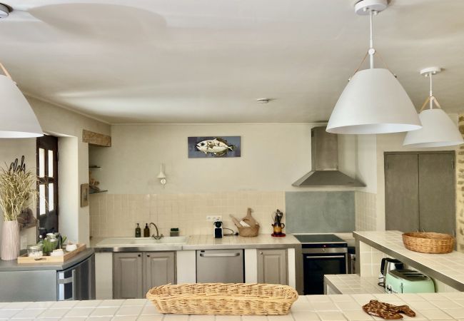 House in Suze-la-Rousse - Village house with private pool and air conditioning, Suze-la-Rousse – Drôme Provençale House in Suze-la-Rousse - Village house with private pool and air conditioning, Suze-la-Rousse – Drôme Provençale