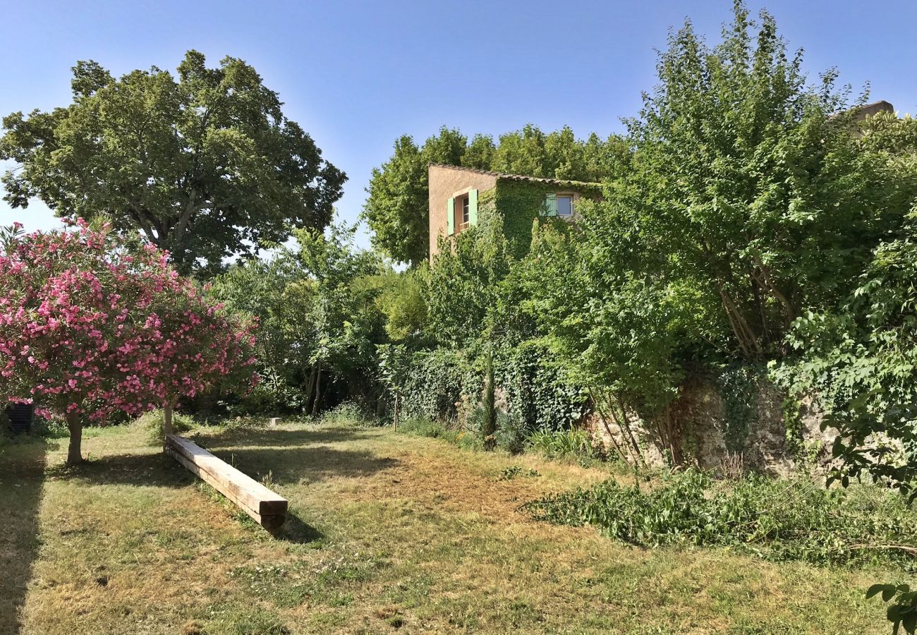 House in Rochegude - Le Clos de l'apparent, charming house with swimming pool in Drôme
