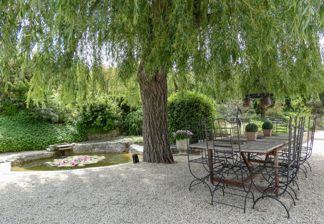 Villa in La Garde-Adhémar - Le Mas de la Toulissière, swimming pool and garden in Drôme Provençale