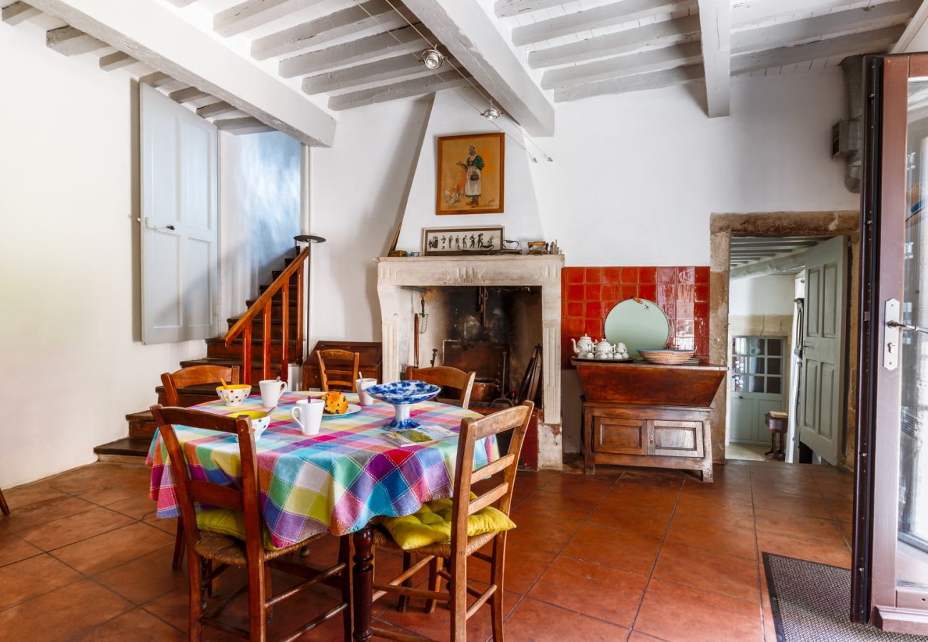 House in Grignan - Village house, in the heart of Grignan, with private pool