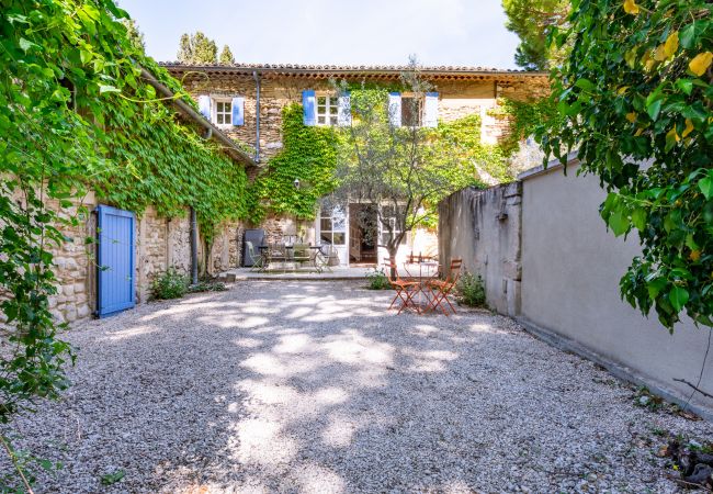 Cottage in Valréas -  Cottage in Valréas -