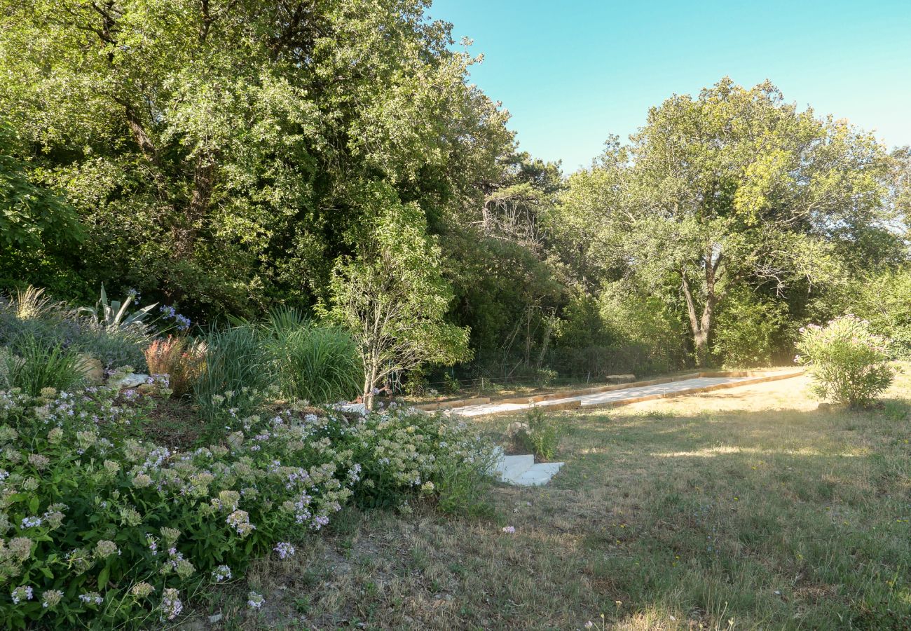 House in Saint-Paul-Trois-Châteaux - little house on the colline,swimming pool and petanque court 