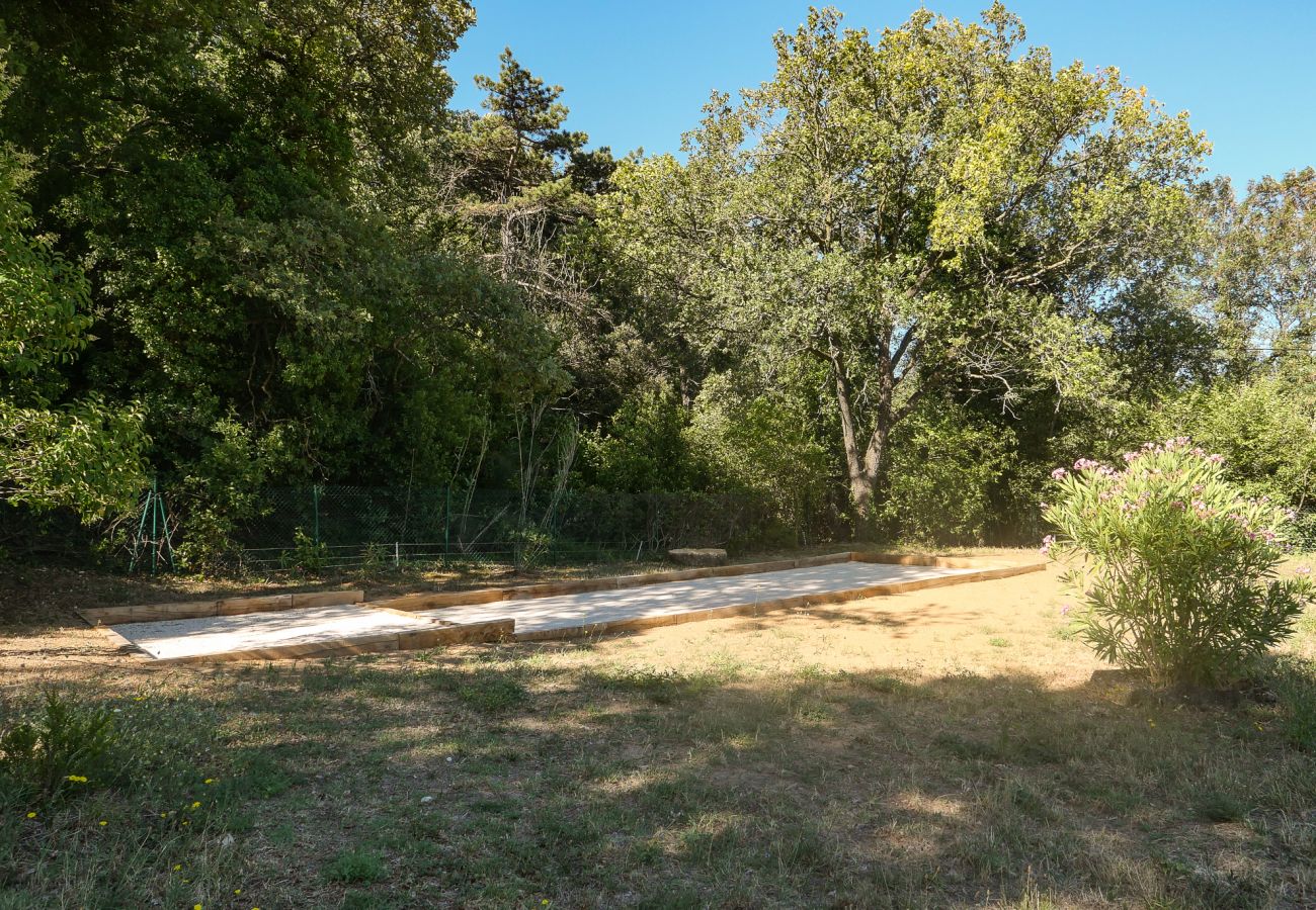 House in Saint-Paul-Trois-Châteaux - little house on the colline,swimming pool and petanque court 