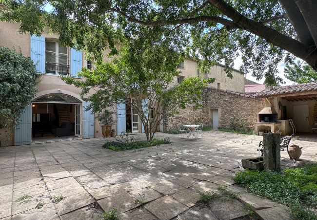 House in Sainte-Cécile-les-Vignes - Charming village house with garden and private pool in Provence House in Sainte-Cécile-les-Vignes - Charming village house with garden and private pool in Provence