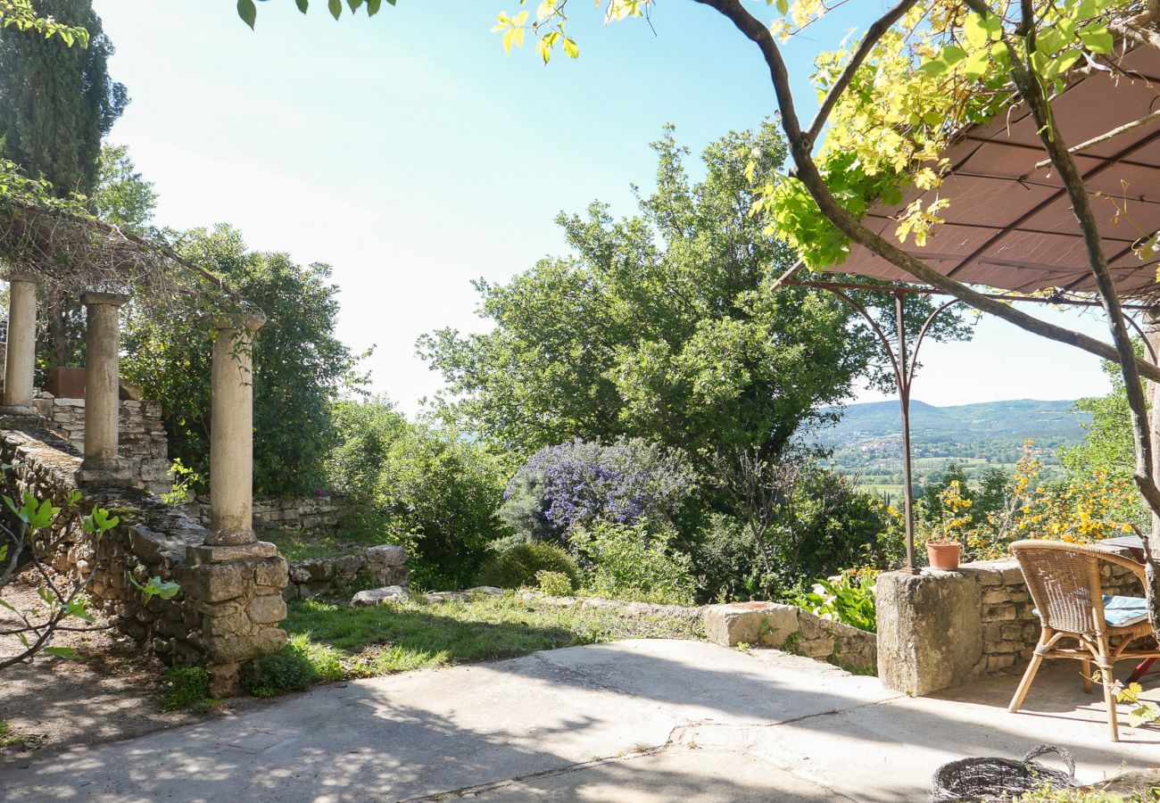 House in Chantemerle-lès-Grignan -   Cypress trees by the church, charming village house 