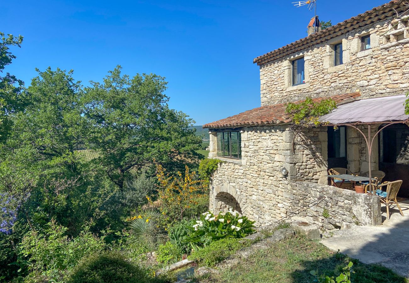 House in Chantemerle-lès-Grignan -   Cypress trees by the church, charming village house 