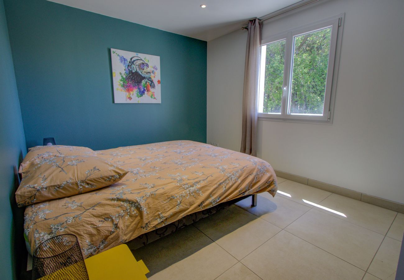 Villa in Colonzelle - The Villa with garden, heated swimming pool & view of the Ventoux - Colonzelle