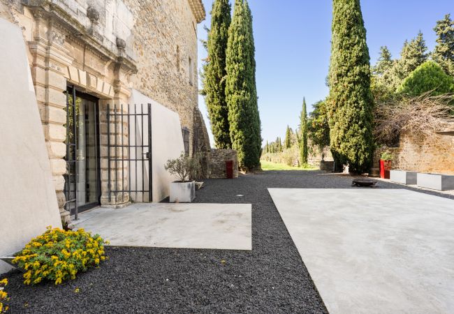 House in Tulette - La Mancelone, exceptional property to rent, with swimming pool House in Tulette - La Mancelone, exceptional property to rent, with swimming pool