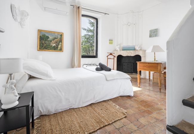 House in Tulette - La Mancelone, exceptional property to rent, with swimming pool House in Tulette - La Mancelone, exceptional property to rent, with swimming pool