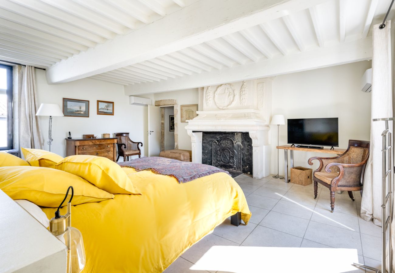 House in Tulette - La Mancelone, exceptional property to rent, with heated swimming pool