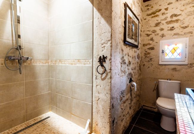 Gîte Rural à Clansayes - Gîte de charme au coeur des lavandes - Clansayes, Drôme Provençale avec piscine Gîte Rural à Clansayes - Gîte de charme au coeur des lavandes - Clansayes, Drôme Provençale avec piscine