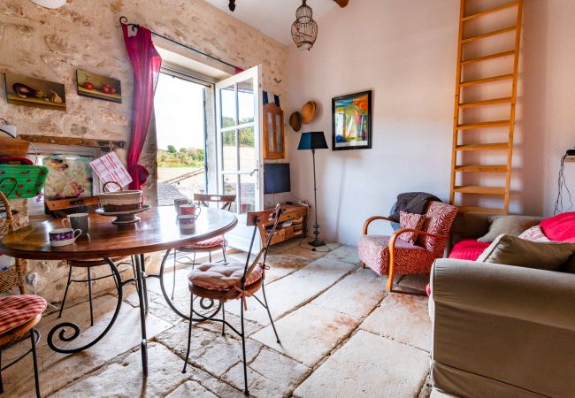 Gîte Rural à Clansayes - Le Lavandin,  en Drôme Provençale avec piscine