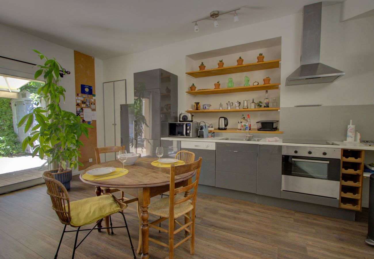 Maison à Saint-Paul-Trois-Châteaux - Maison à louer, jardin privé, Drôme Provençale