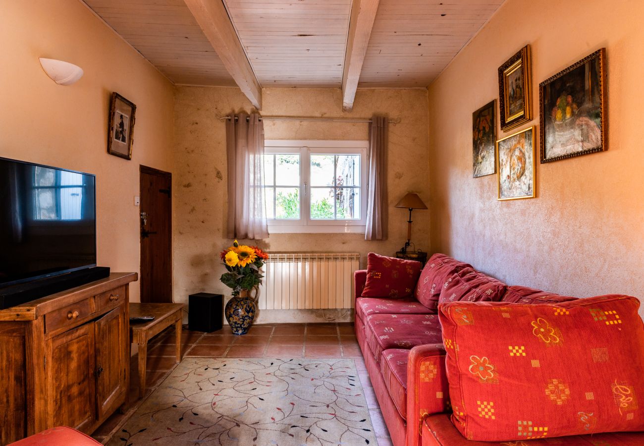 Maison à Clansayes - Côté Sud, gîte avec piscine chauffée, en Drôme