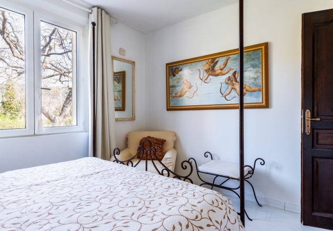 Villa à Clansayes - La Villa des Amoureux, charme en Drôme Provençale, avec piscine sécurisée Villa à Clansayes - La Villa des Amoureux, charme en Drôme Provençale, avec piscine sécurisée