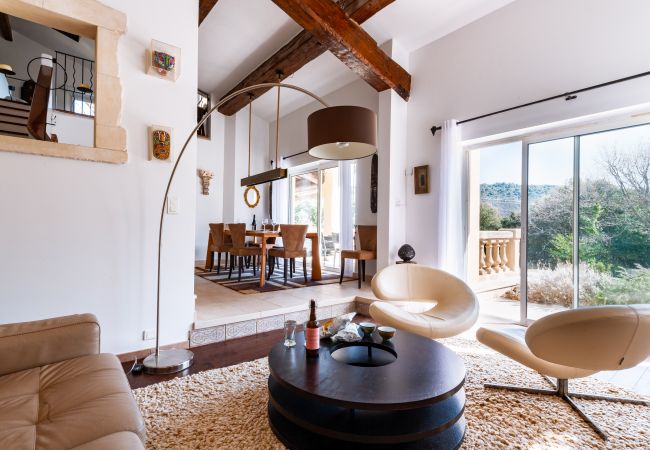 Villa à Clansayes - La Villa des Amoureux, charme en Drôme Provençale, avec piscine sécurisée Villa à Clansayes - La Villa des Amoureux, charme en Drôme Provençale, avec piscine sécurisée