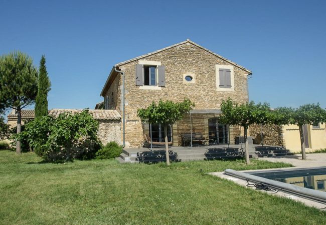 Maison à Bouchet - Mas en pierres avec jardin & piscine en Drôme Provençale Maison à Bouchet - Mas en pierres avec jardin & piscine en Drôme Provençale