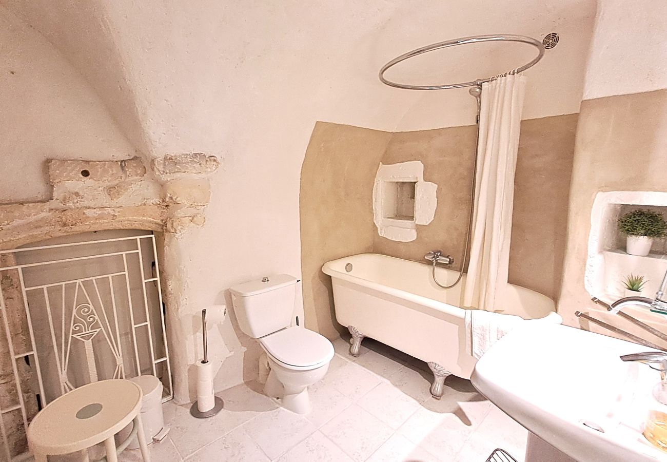 Studio à Saint-Paul-Trois-Châteaux - Studio à louer à Saint-Paul-Trois-Châteaux – cœur de village, Drôme Provençale