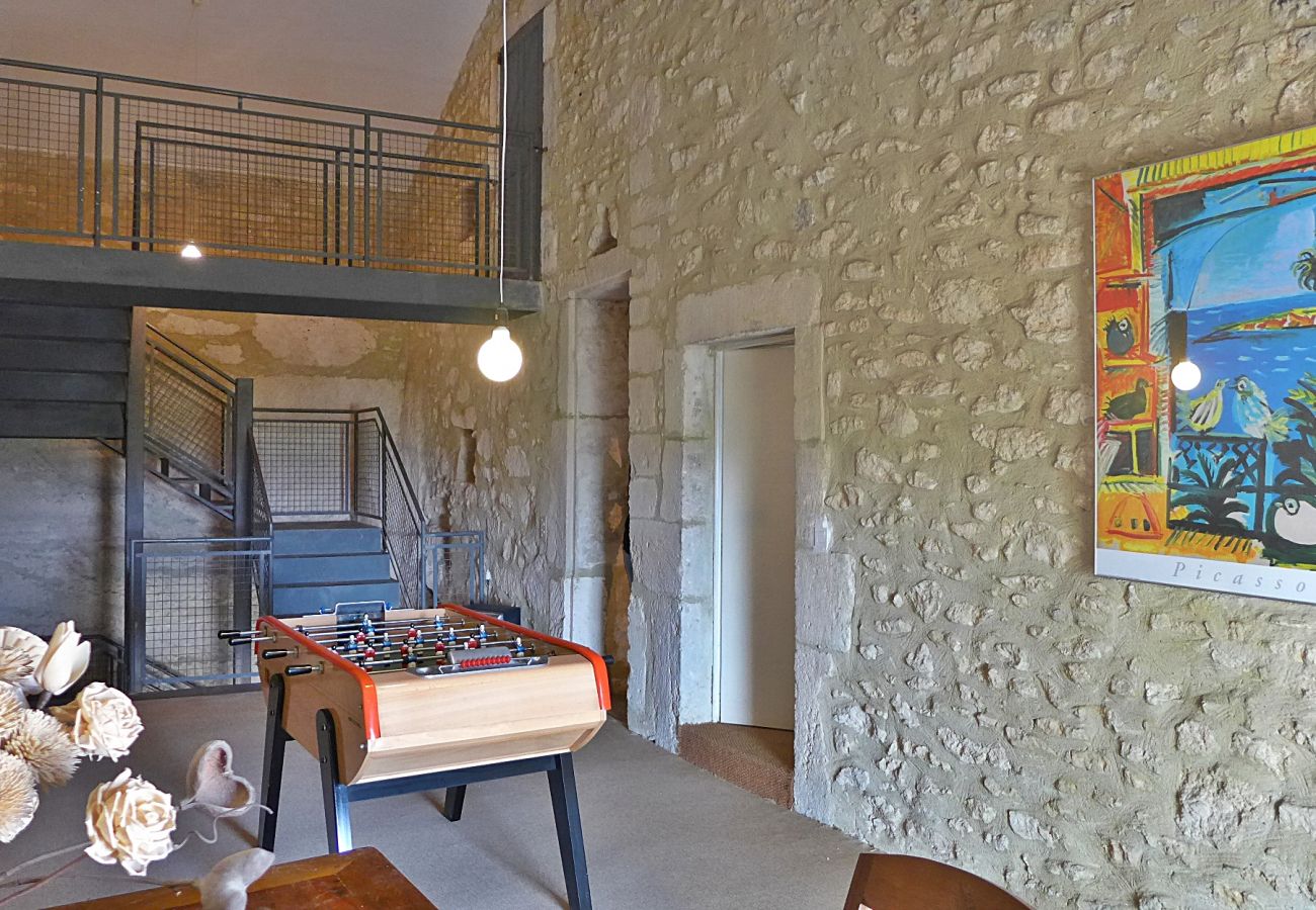 Maison à Saint-Restitut - 13- Mas Provençal avec vue dégagée sur le Ventoux Maison à Saint-Restitut - 13- Mas Provençal avec vue dégagée sur le Ventoux