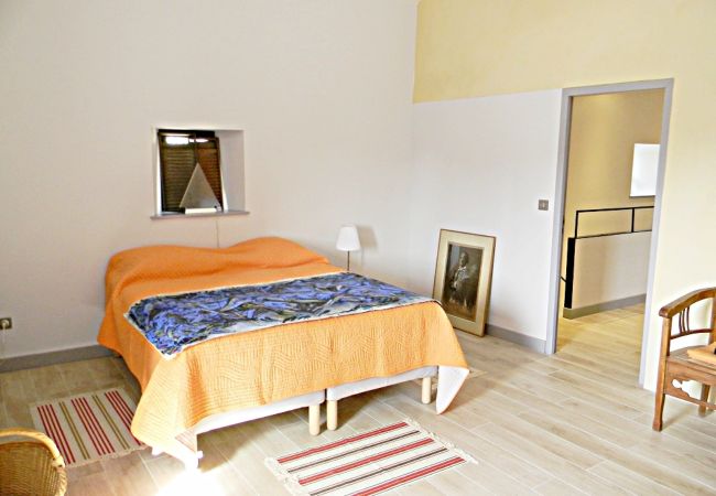 Maison à Grignan - Réf 22- Maison de village à Grignan Maison à Grignan - Réf 22- Maison de village à Grignan