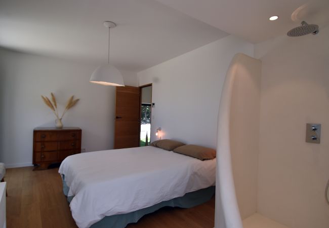 Maison à Grignan - Drôme Provençale, Le Mas des Cigales, une propriété d'exception Maison à Grignan - Drôme Provençale, Le Mas des Cigales, une propriété d'exception