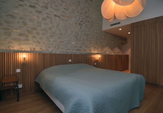 Maison à Grignan - Drôme Provençale, Le Mas des Cigales, une propriété d'exception Maison à Grignan - Drôme Provençale, Le Mas des Cigales, une propriété d'exception