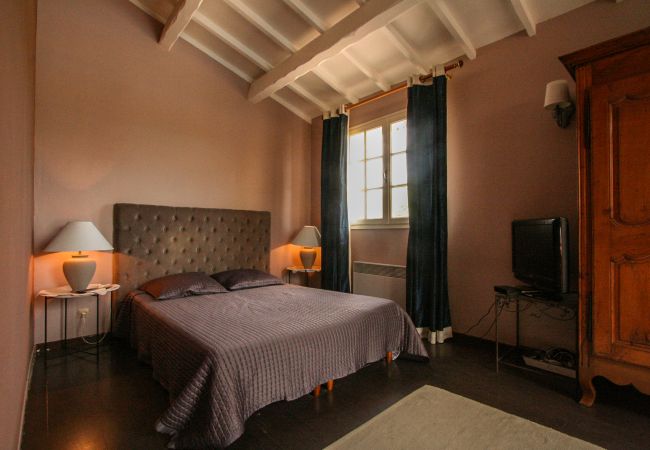 Villa à Rochegude - Villa familial avec piscine et jardin en Drôme Provençale Villa à Rochegude - Villa familial avec piscine et jardin en Drôme Provençale