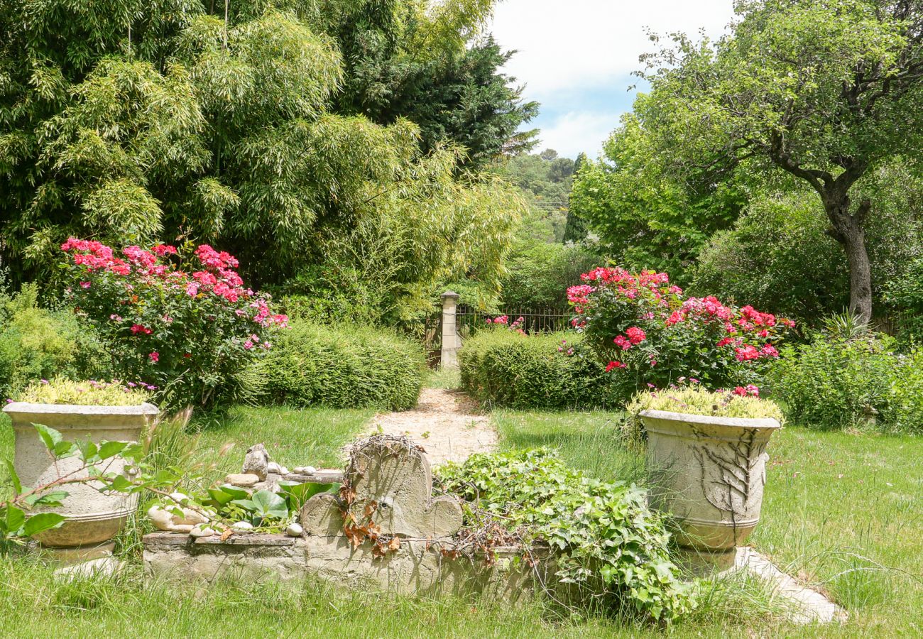 Maison à Clansayes - La Bastide Garance, piscine privée, en campagne, en Drôme