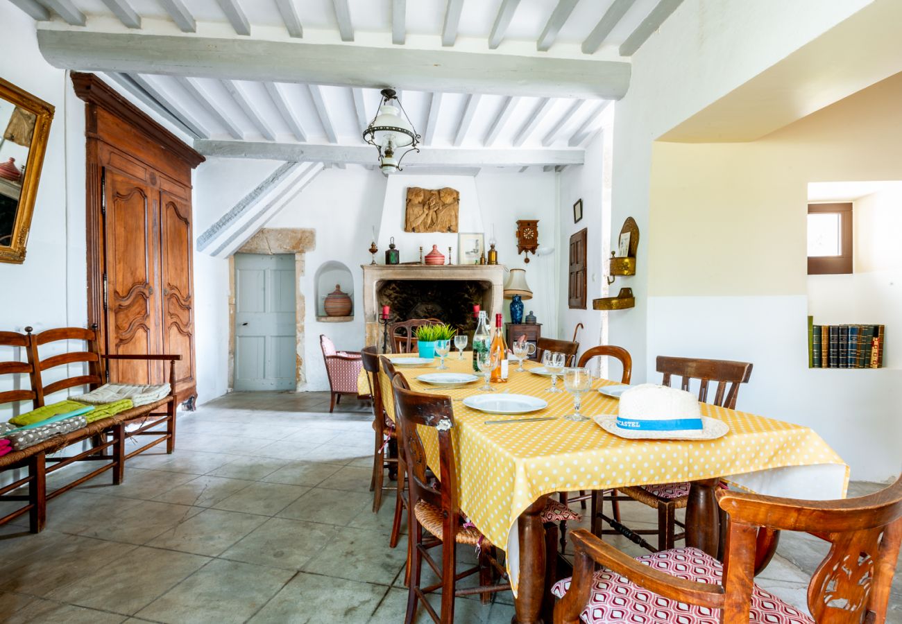 Maison à Grignan - Maison de village, au cœur de Grignan, avec piscine privée