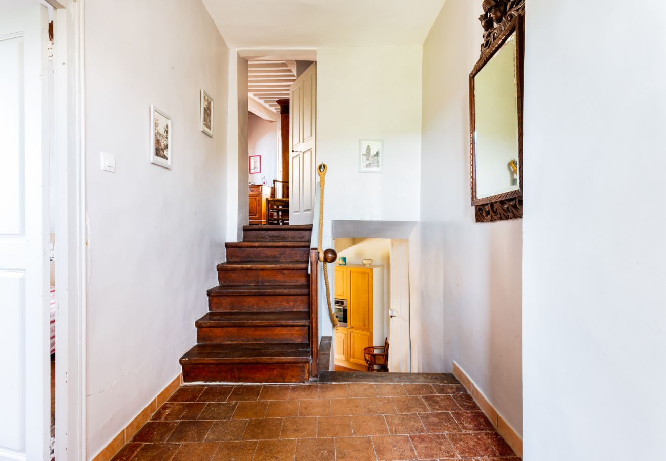 Maison à Grignan - Maison de village, au cœur de Grignan, avec piscine privée