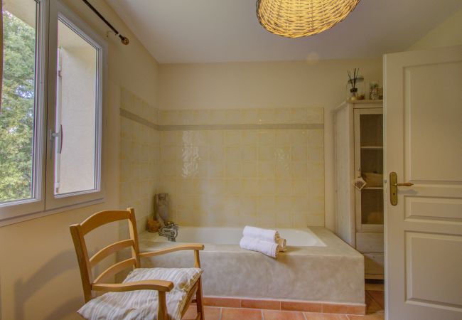 Maison à Clansayes - Villa avec piscine privée, Clansayes - Drôme provençale Maison à Clansayes - Villa avec piscine privée, Clansayes - Drôme provençale