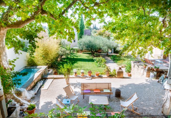 Maison à Sérignan-du-Comtat - Maison provençale avec cour & bassin - Provence  Maison à Sérignan-du-Comtat - Maison provençale avec cour & bassin - Provence