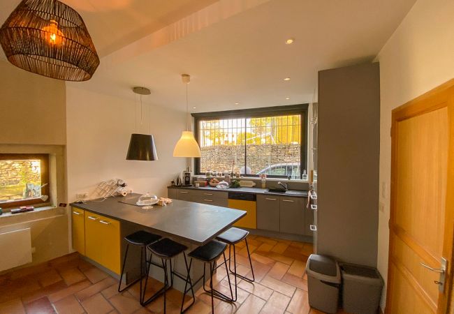 Maison à Grignan - Maison de village avec piscine privée, Grignan - Drôme provençale Maison à Grignan - Maison de village avec piscine privée, Grignan - Drôme provençale