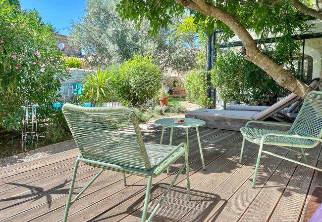 Maison à Grignan - Maison de village avec piscine privée, Grignan - Drôme provençale Maison à Grignan - Maison de village avec piscine privée, Grignan - Drôme provençale