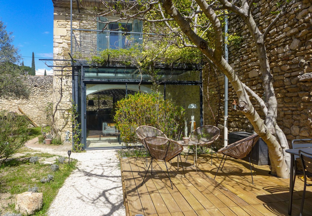 Maison à Grignan - La Maison de village de Grignan, piscine privée