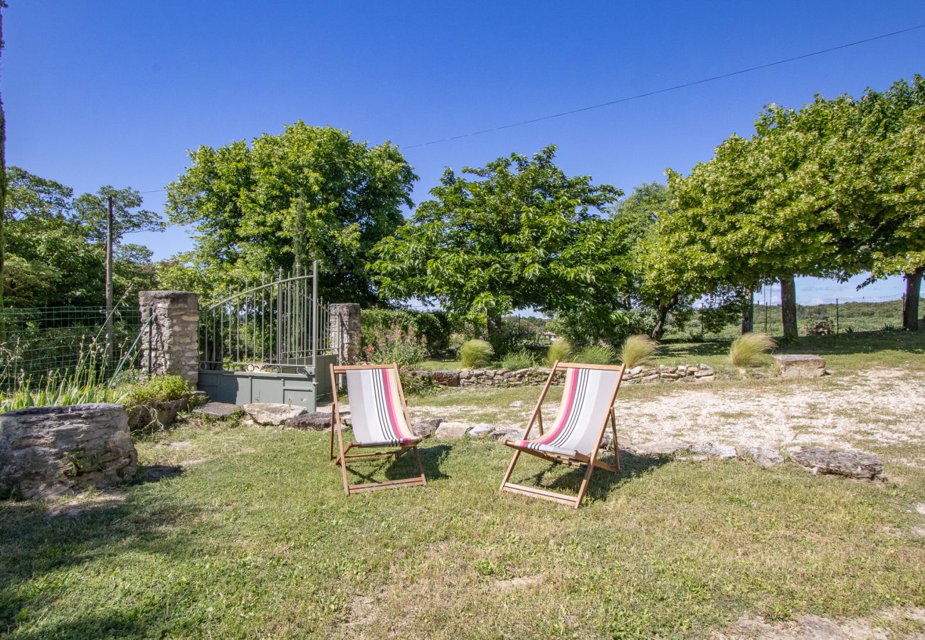 Maison à La Baume-de-Transit - Ferme en pierres rénovée avec piscine & jardin – Drôme Provençale