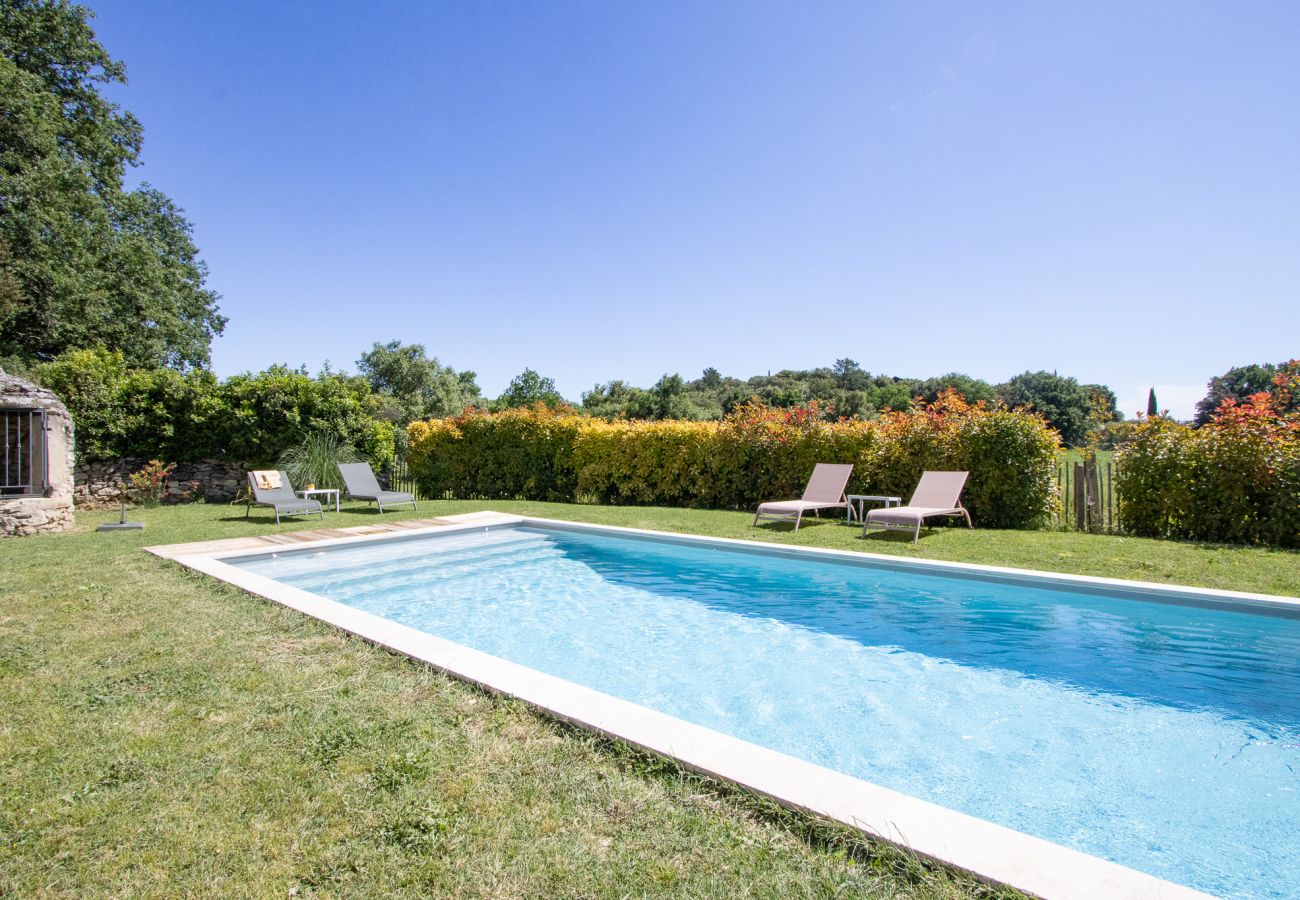Maison à La Baume-de-Transit - Ferme en pierres rénovée avec piscine & jardin – Drôme Provençale