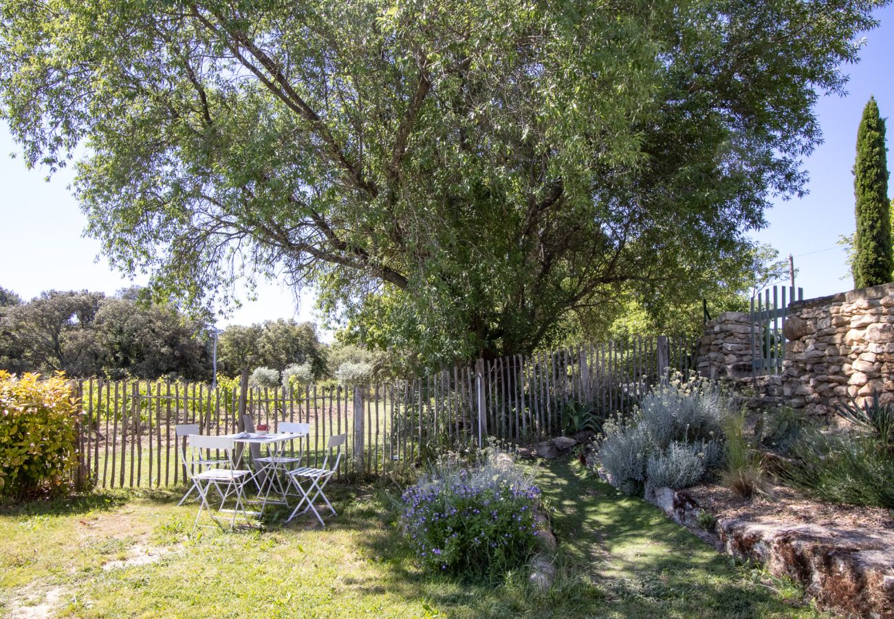 Maison à La Baume-de-Transit - Ferme en pierres rénovée avec piscine & jardin – Drôme Provençale
