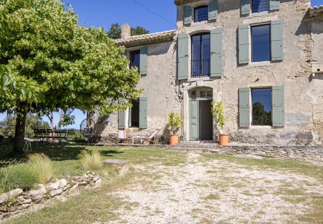 Maison à La Baume-de-Transit - Ferme en pierres rénovée avec piscine & jardin – Drôme Provençale
