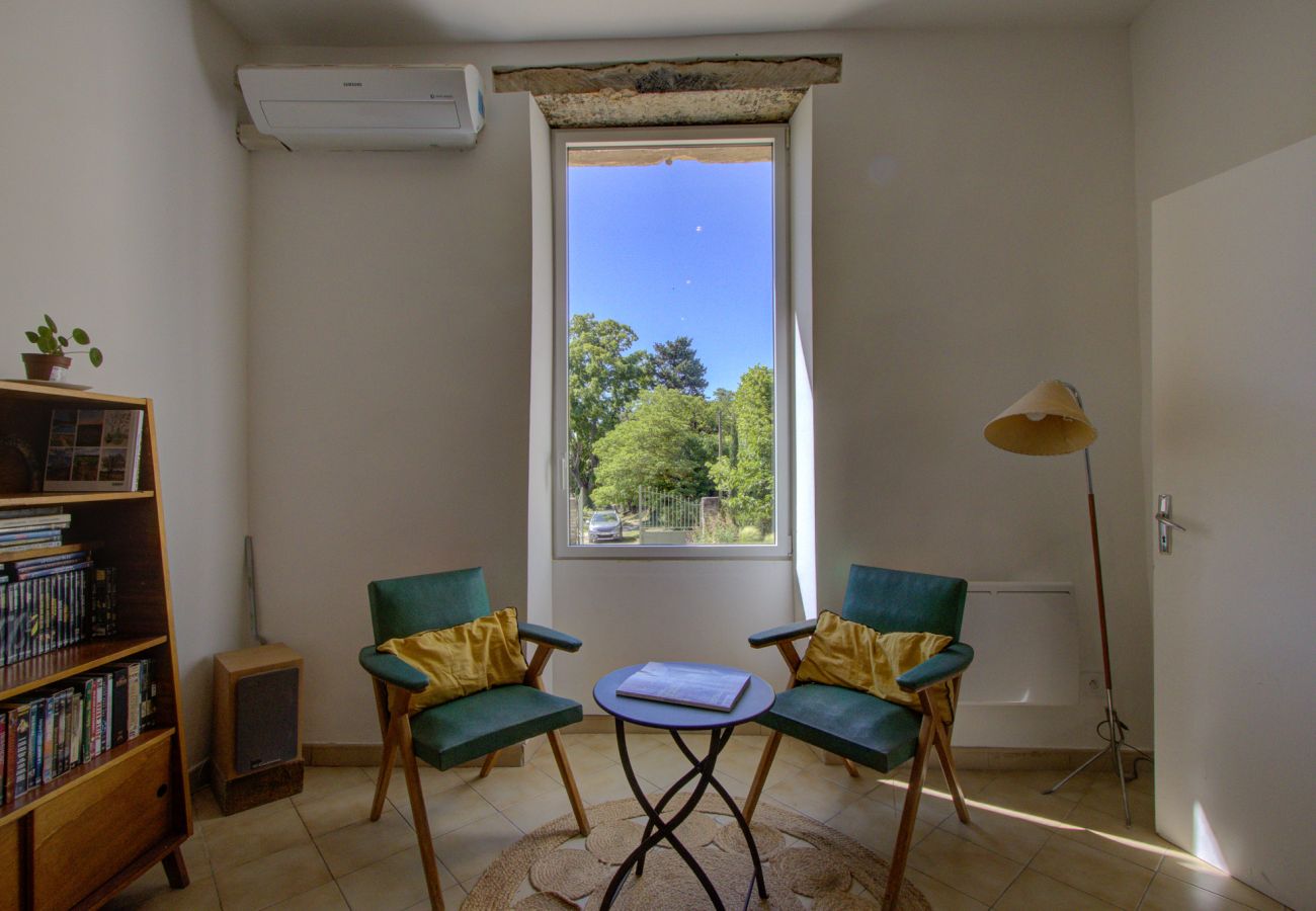 Maison à La Baume-de-Transit - Ferme en pierres rénovée avec piscine & jardin – Drôme Provençale