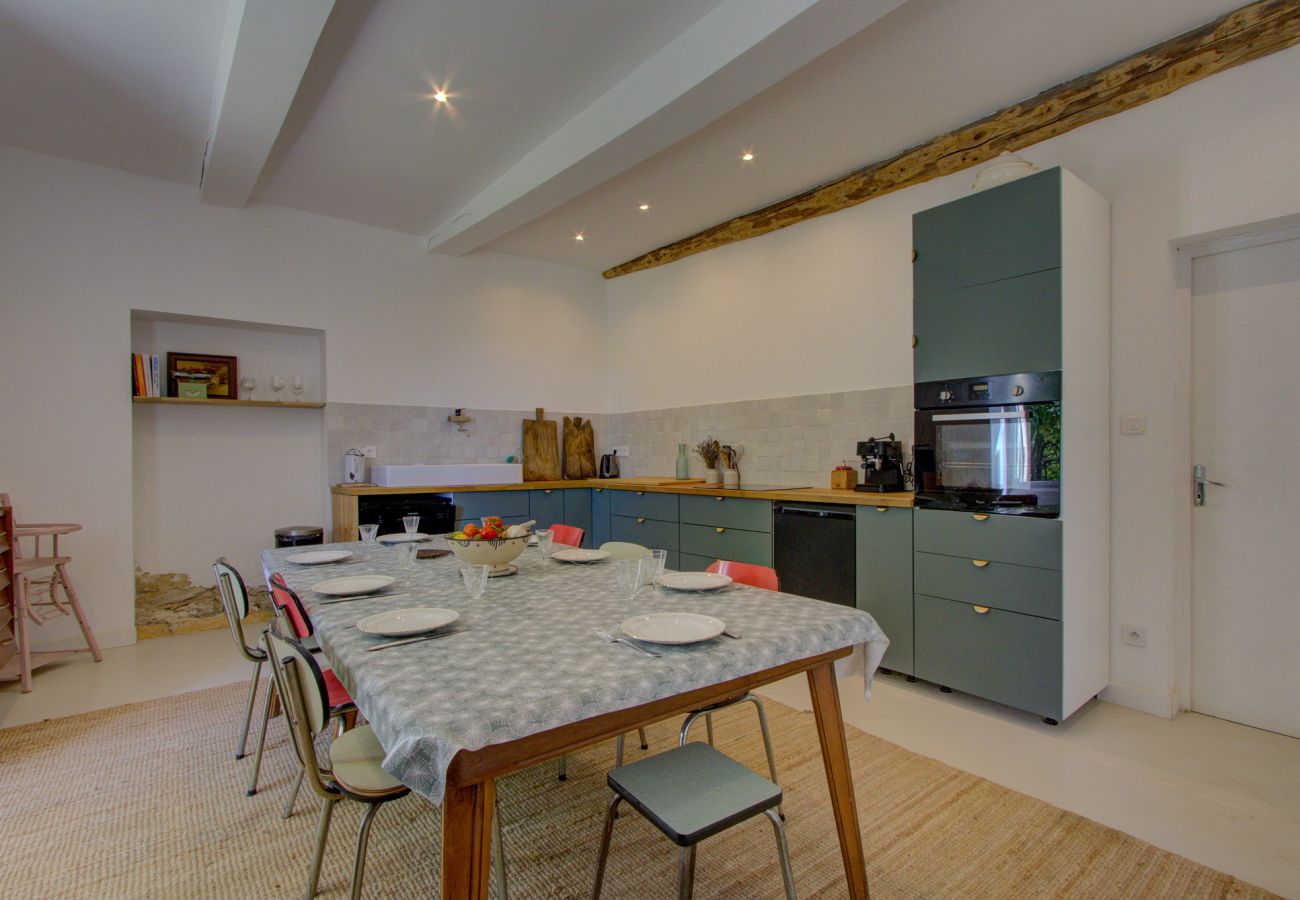 Maison à La Baume-de-Transit - Ferme en pierres rénovée avec piscine & jardin – Drôme Provençale