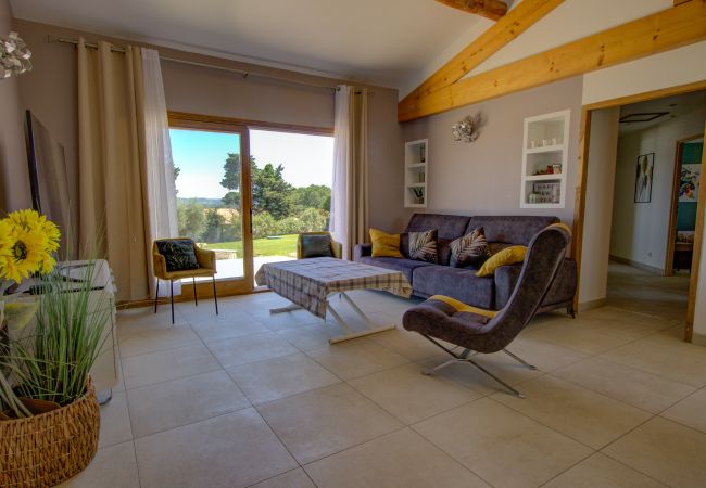 Villa à Colonzelle - La Villa avec jardin, piscine chauffée & vue Ventoux- Colonzelle Villa à Colonzelle - La Villa avec jardin, piscine chauffée & vue Ventoux- Colonzelle