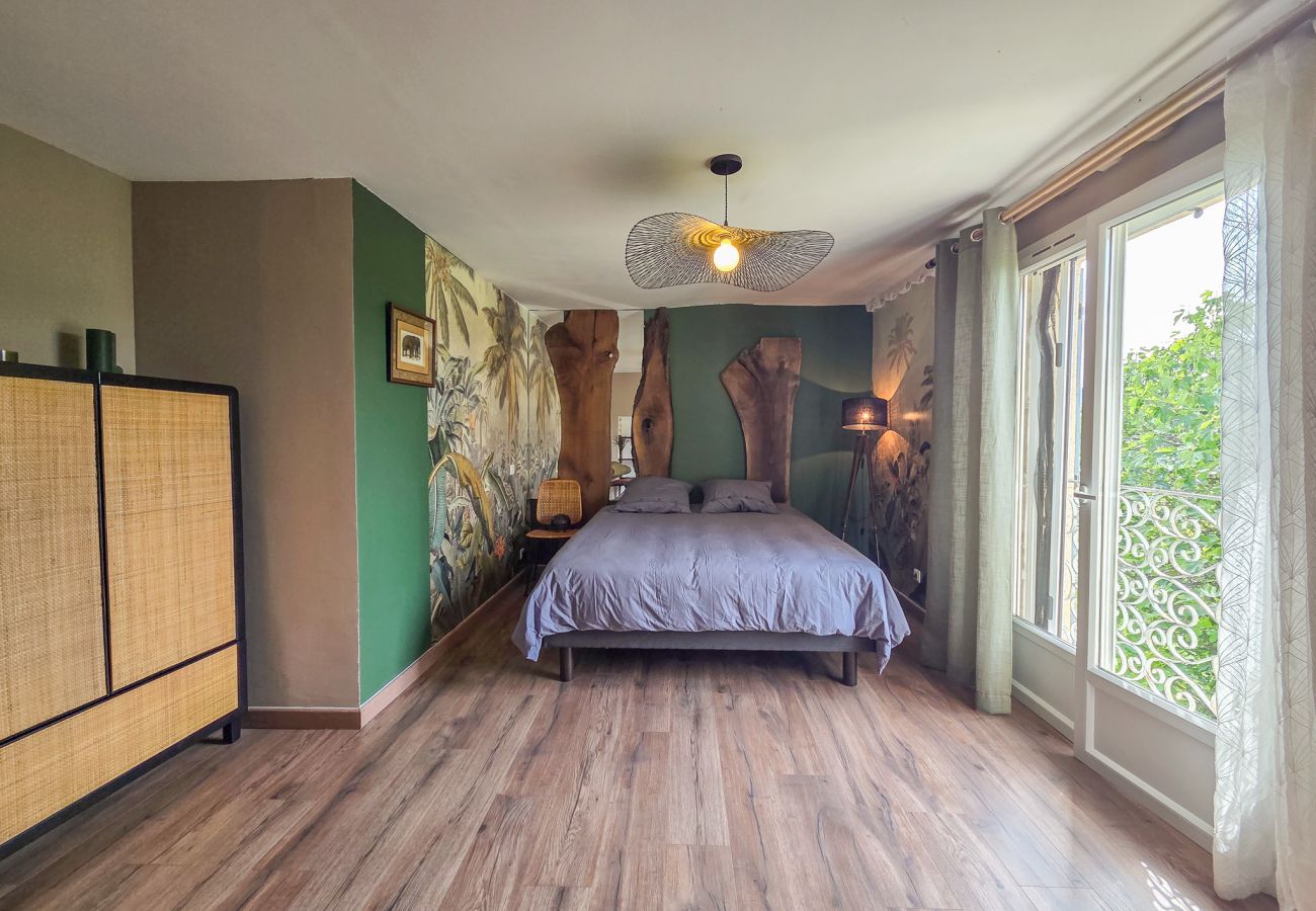 Maison mitoyenne à Tulette - Maison familiale, rénovée, avec piscine chauffée & jardin
